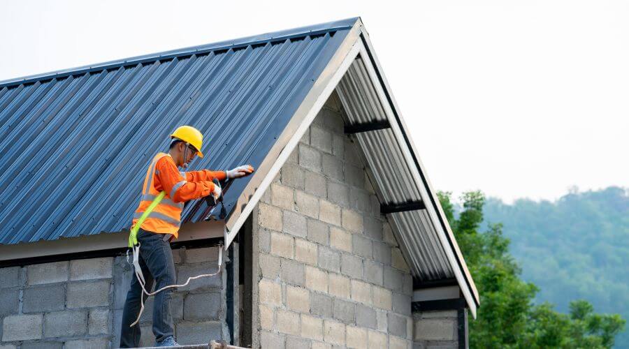 Expert top industrial roofings services in Carney, MI